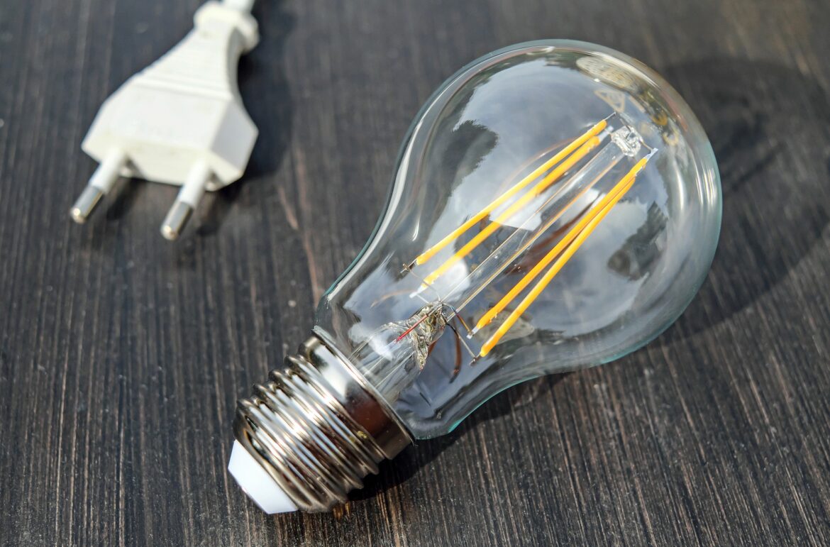 Come organizzare la casa durante lo smartworking: risparmio energetico